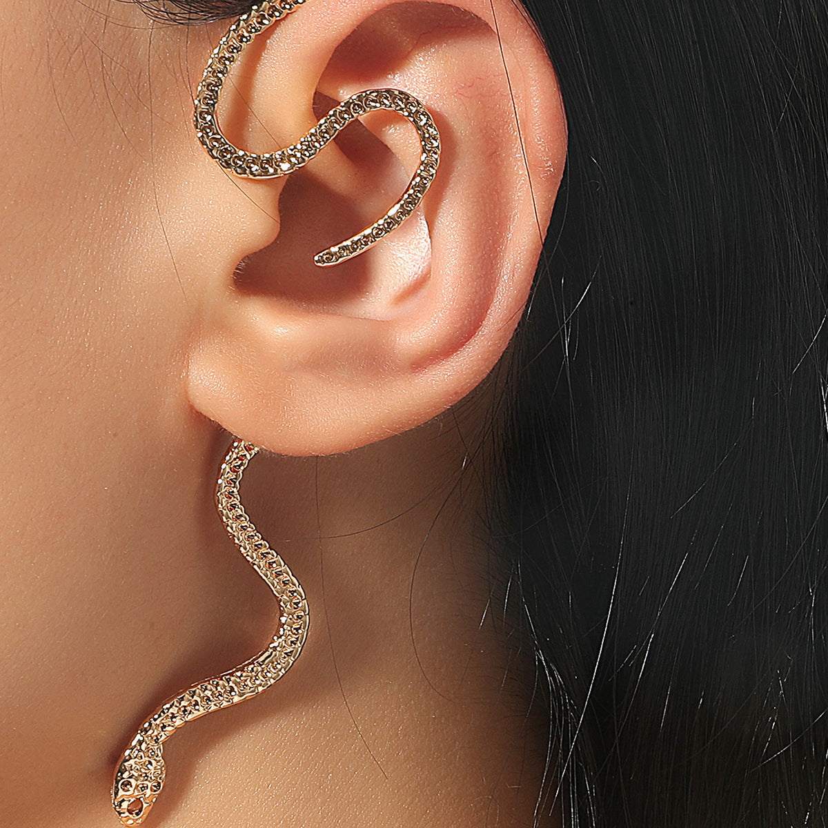 Serpentina  Snake Ear Cuff
