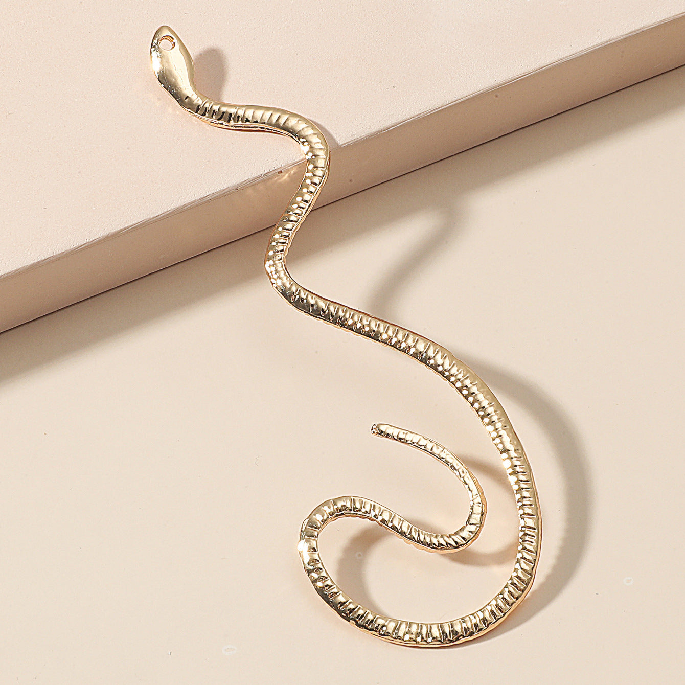 Serpentina  Snake Ear Cuff
